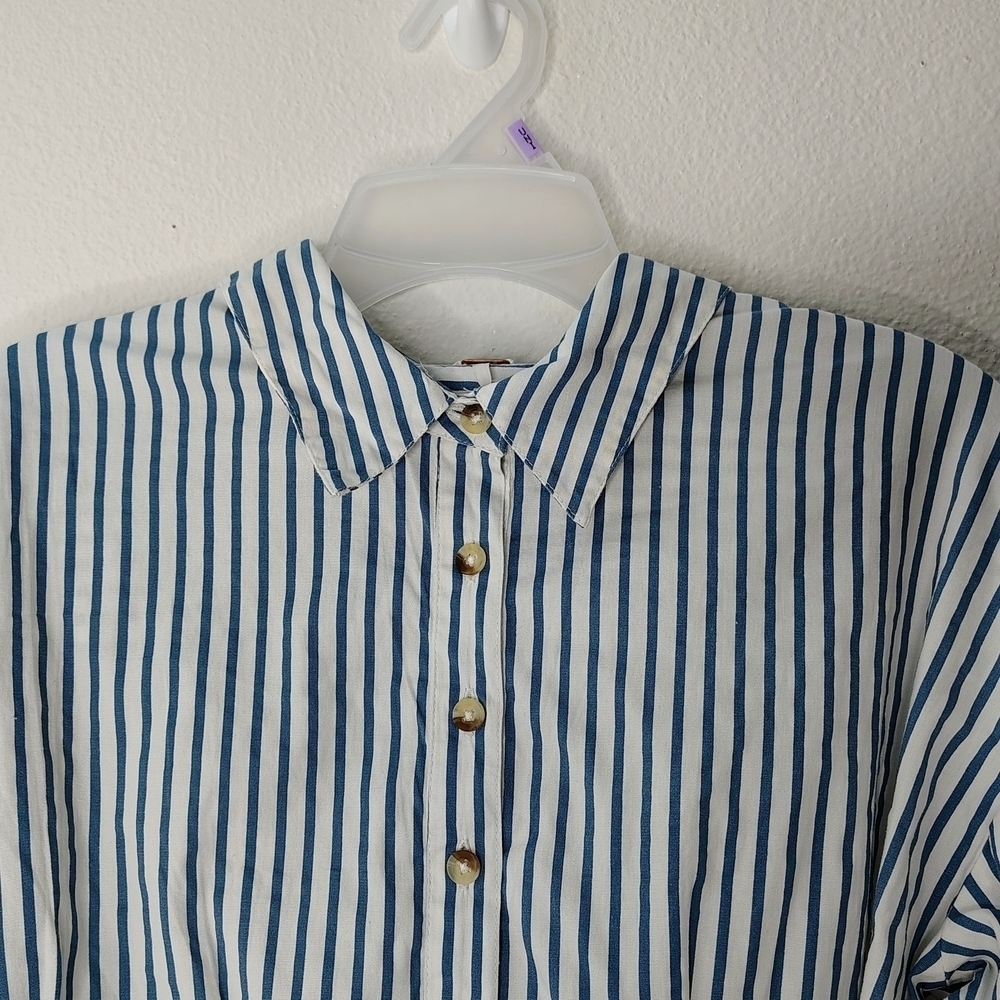 Free People X Revolve Blue and White Notched Collar Crop Shirt Sz S Cotton - Picture 6 of 14